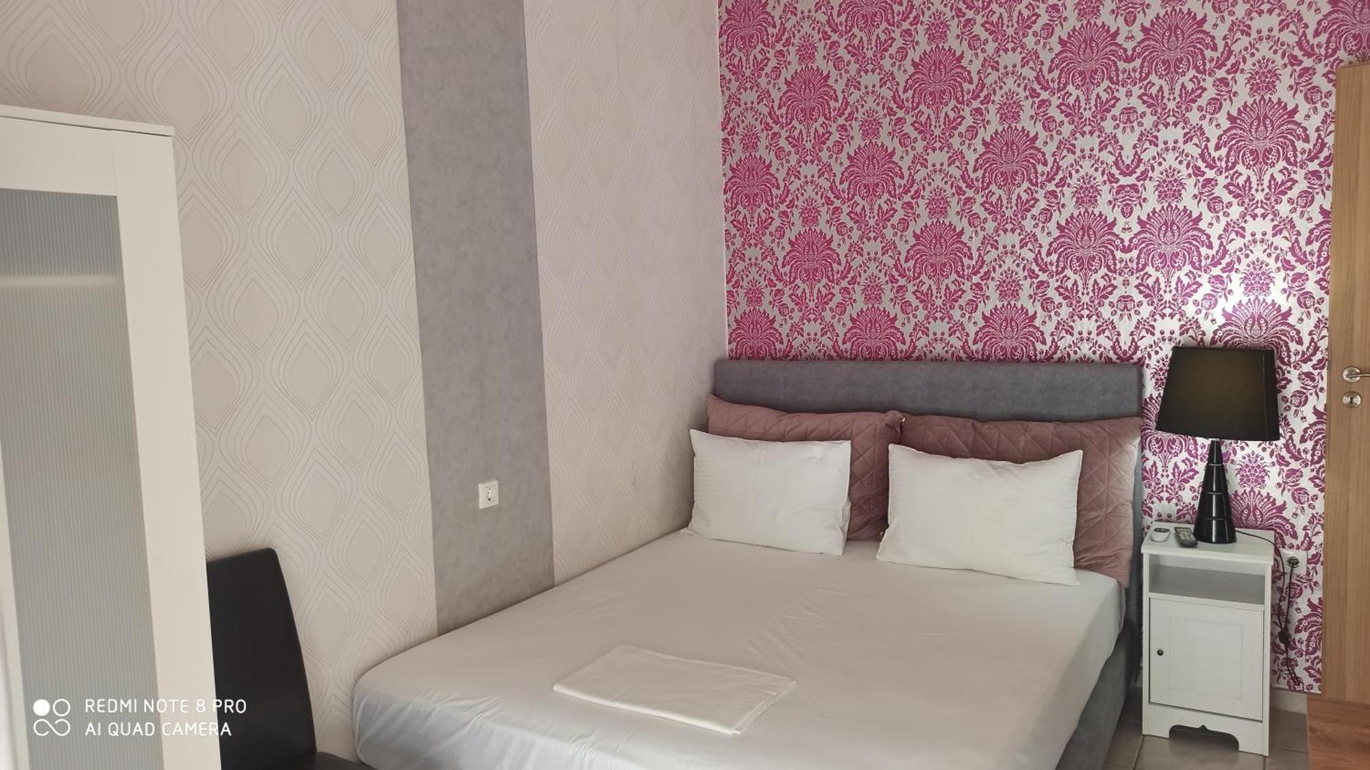Blu Apartment Glífa Екстериор снимка